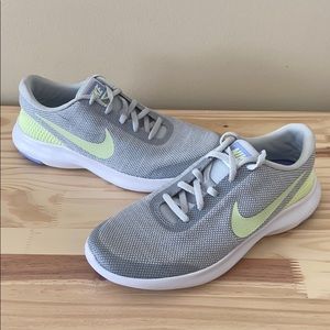 Nike Flex Experience 7